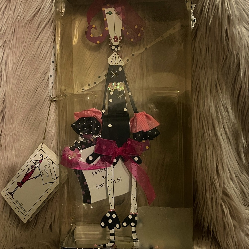 Dolly Mama’s by Joey figurine